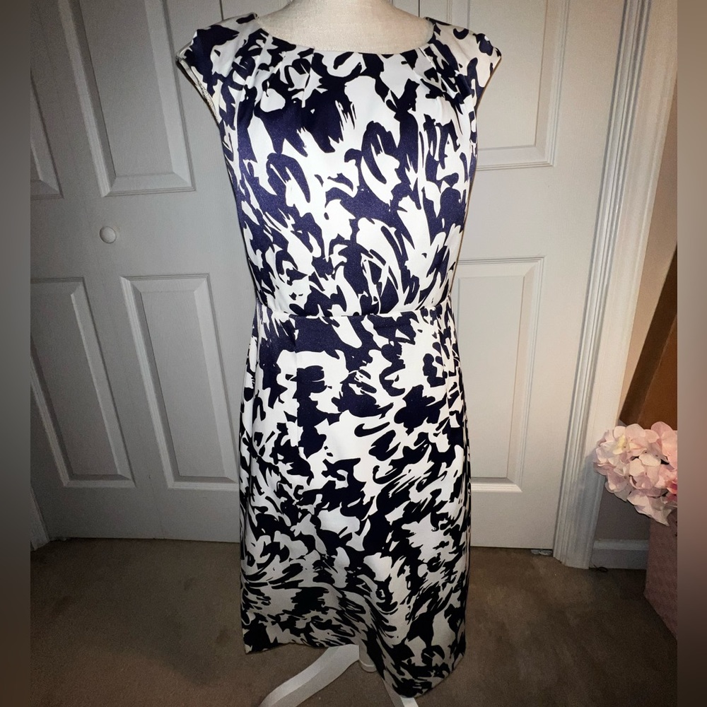 AB Studio B&W Print Dress. Size 4.